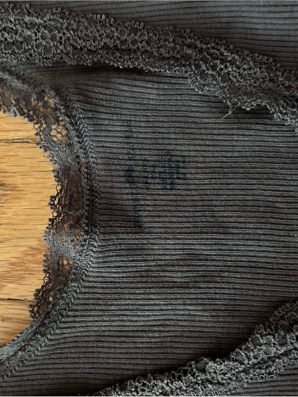 Brandy Melville Ribbed Lace-Trim Tank Top - Charcoal Gray